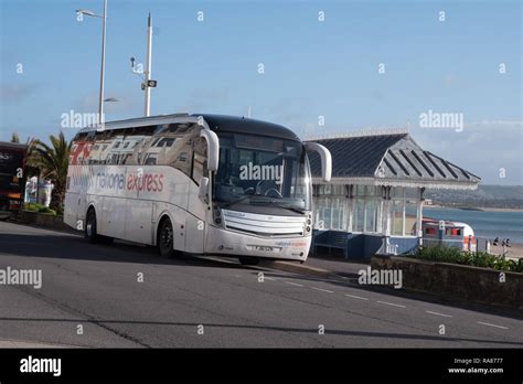 national express coaches to weymouth.